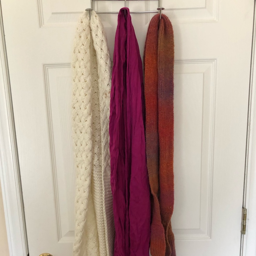 Scarfs!
